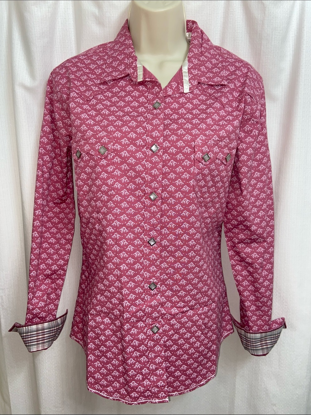 Panhandle Western Pearl Snap Cotton Shirt in Mauve Pink Horse Print - Picture 3 of 9